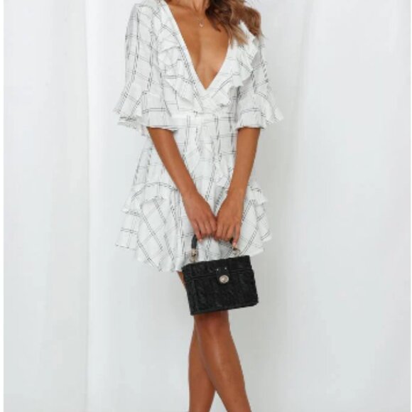 Saints + Secrets Mini Dress White Black Check Ruffle Trim Keyhole Back Small NWT - Picture 3 of 16